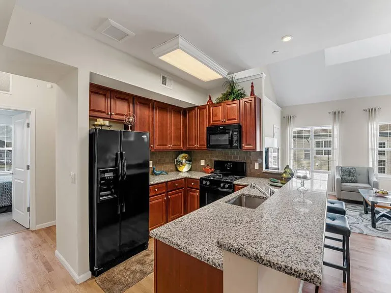 print_101_campbell_blvd_hdr_037
