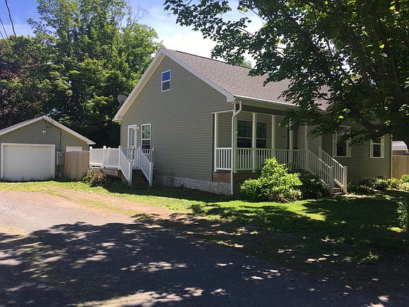 4th image of 5569 Washington St