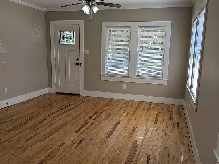 330 General Mouton Ave — Photo 6