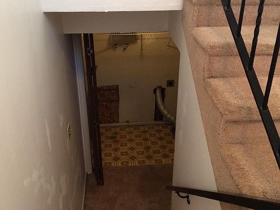 Stairs to downstairs