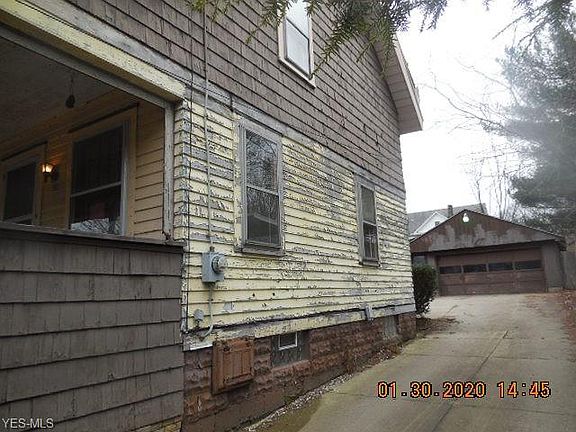 3rd image of 694 Lakemont Ave