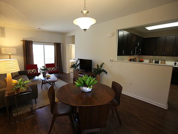 Living Room / Dining Room