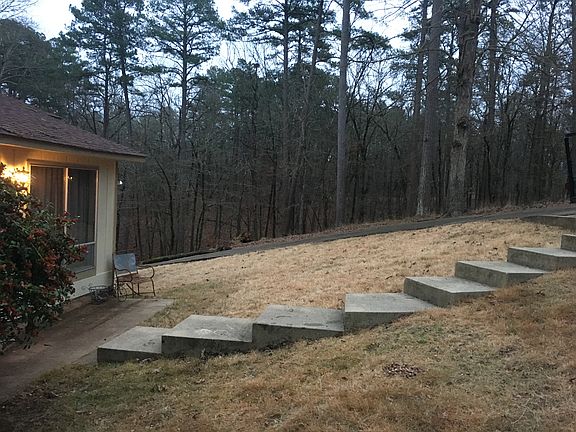 2nd image of 110 Clifton Ct