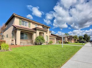 6931 Wild Lupine Rd, Eastvale, CA 92880