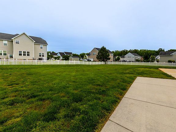 12306 Declaration Ave-13_05162023