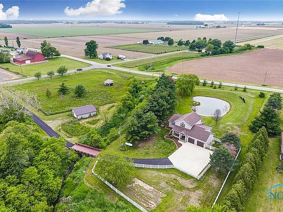 2nd image of 1211 County Road 18