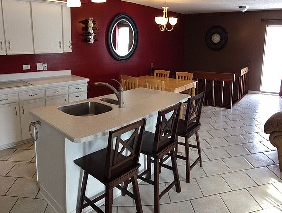 4th image of 15804 86th Ave Unit 130