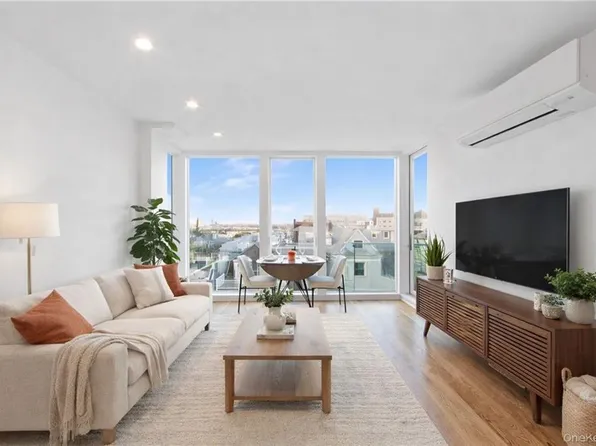 163 Beach 96th St APT 3A, Rockaway Beach, NY 11693