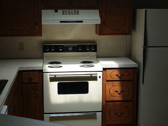 4th image of 3138 William Penn Hwy
