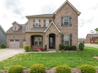 2352 Stockwood Trl, Thompsons Station, TN 37179