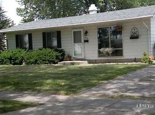6334 Bittersweet Dr, Fort Wayne, IN 46825