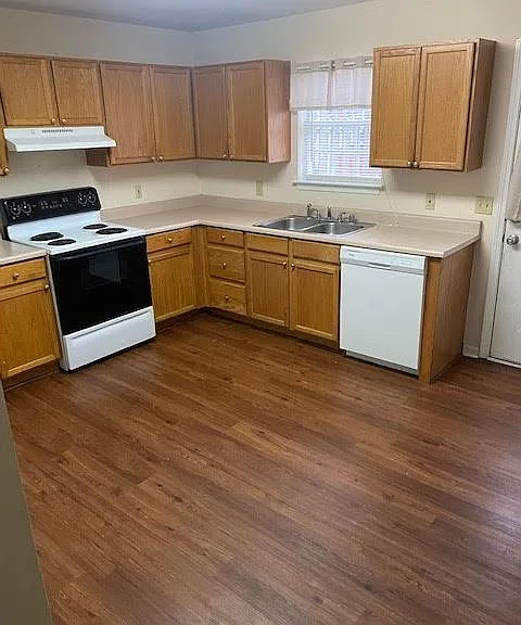 206A Garnet Dr — Photo 4