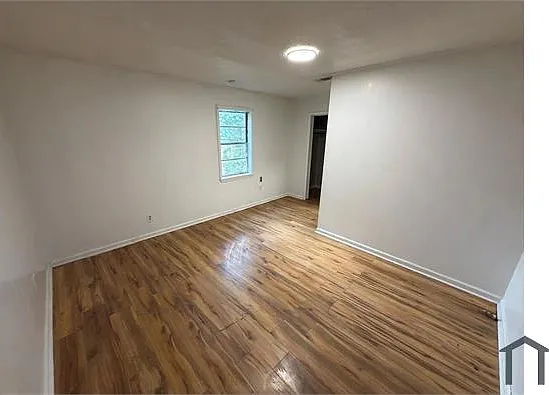 2829 Comfort St — Photo 8