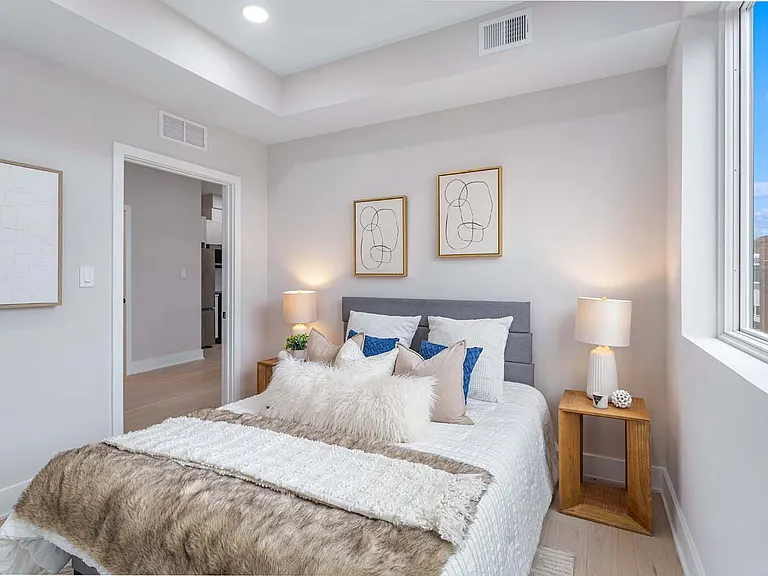 Paxton Park Apartments — Photo 11