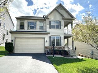 42782 Macauley Pl, Ashburn, VA 20148