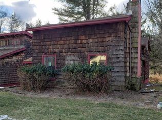 58 Village Rd, Beach Lake, PA 18405