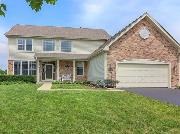 1660 Pinnacle Ct, Aurora, IL 60502