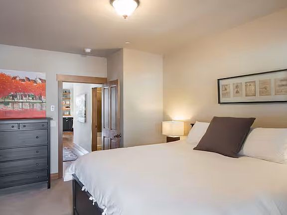 Master Bedroom - King size bed