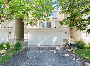 7665 Nicholas Way, Chanhassen, MN 55317