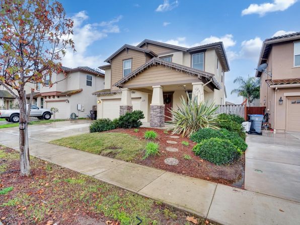 1028 Capri Way, Salinas, CA 93905
