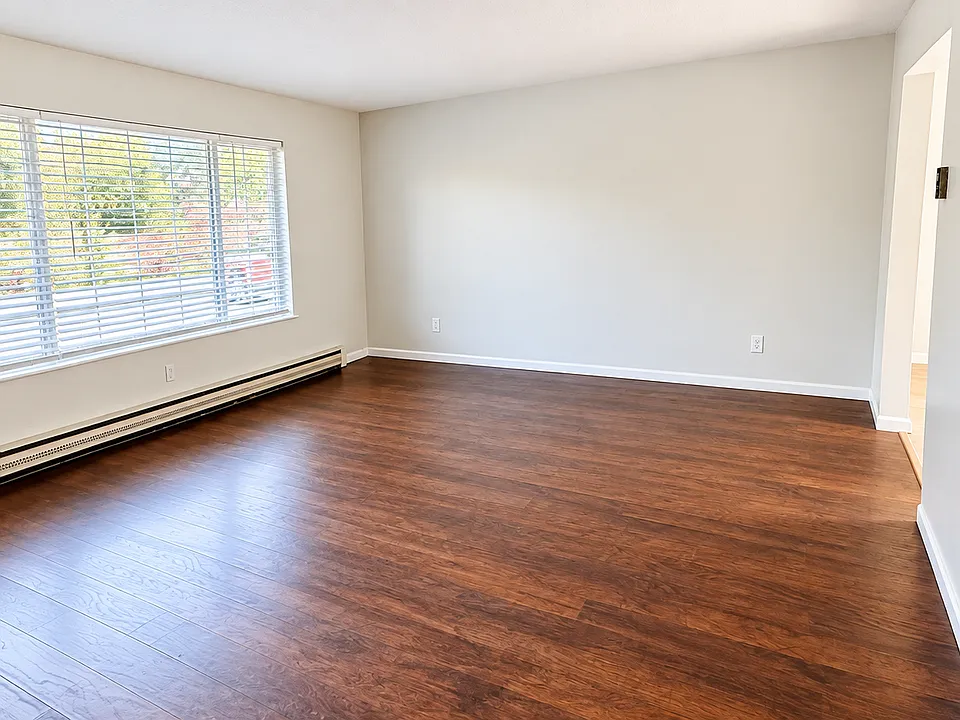 12830 SW Grant Ave #1