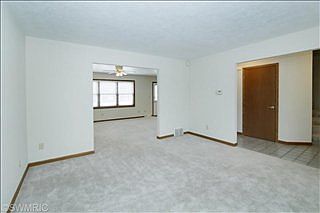 5th image of 4234 Fawn Ct