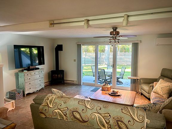 4th image of 133 Crescent Ln #133