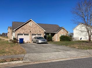 32 Hamil Ct, Cartersville, GA 30120