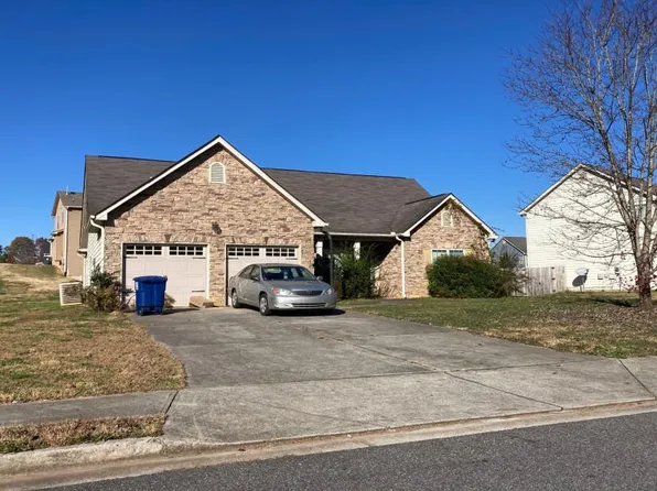 32 Hamil Ct, Cartersville, GA 30120