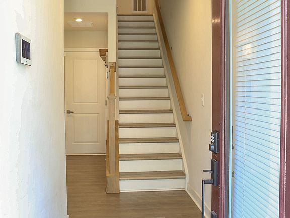 2nd image of 524 Ferncroft Ct
