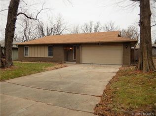 135 W Kent St, Broken Arrow, OK 74012