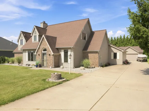335 Lane 230 Jimmerson Lk, Angola, IN 46703