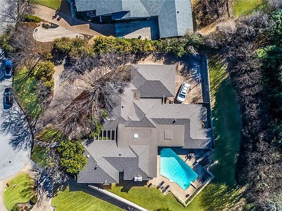3rd image of 4317 Woodwick Ct