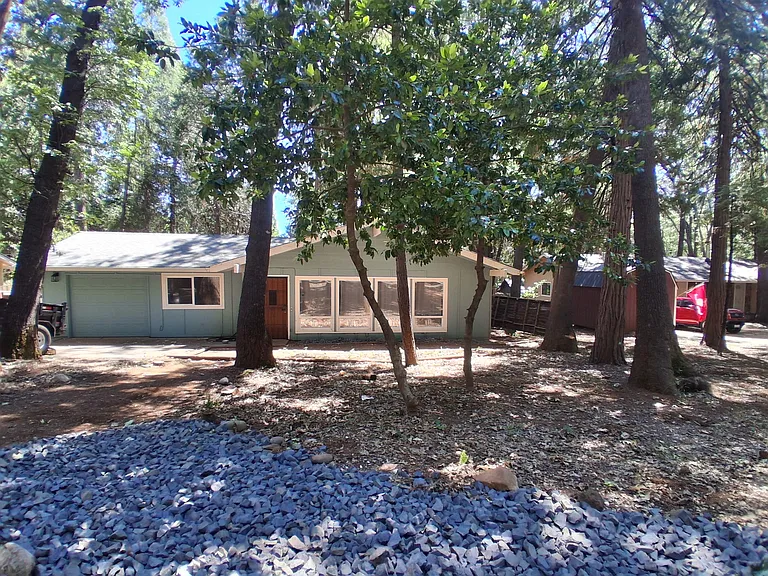 14359 Sinclair Cir — Photo 12