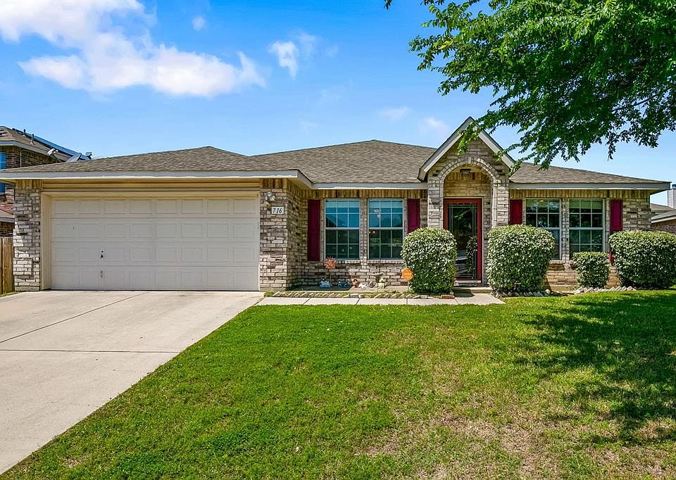 1st image of 716 Redwing Dr