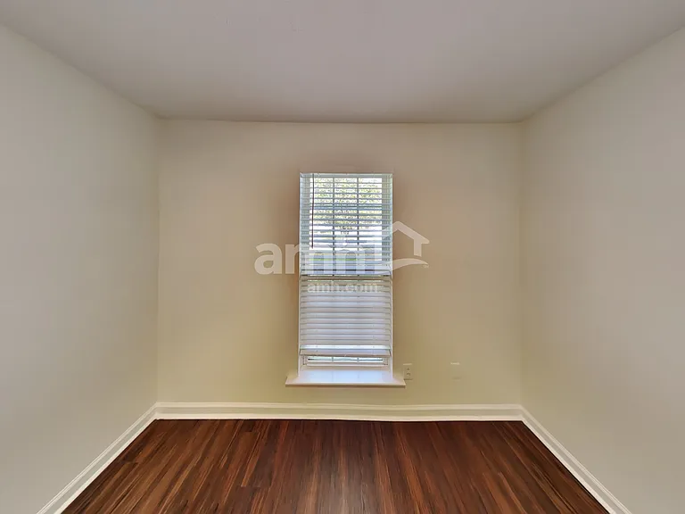300 Davids Way — Photo 12