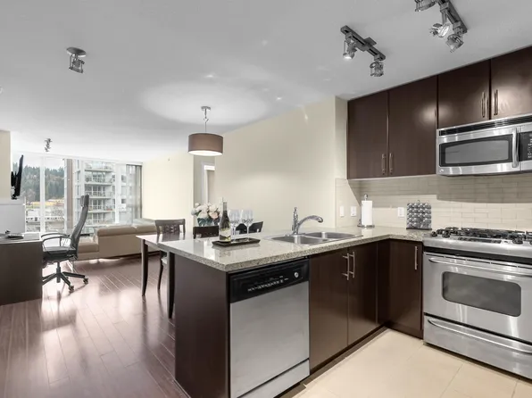 660 Nootka Way #1202, Pt Moody, BC V3H 0B7