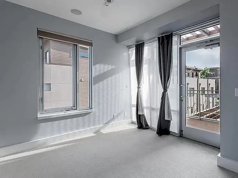 2768 W 22nd Ave — Photo 16