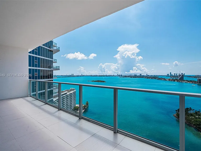 2020 N Bayshore Dr #3904 — Photo 20