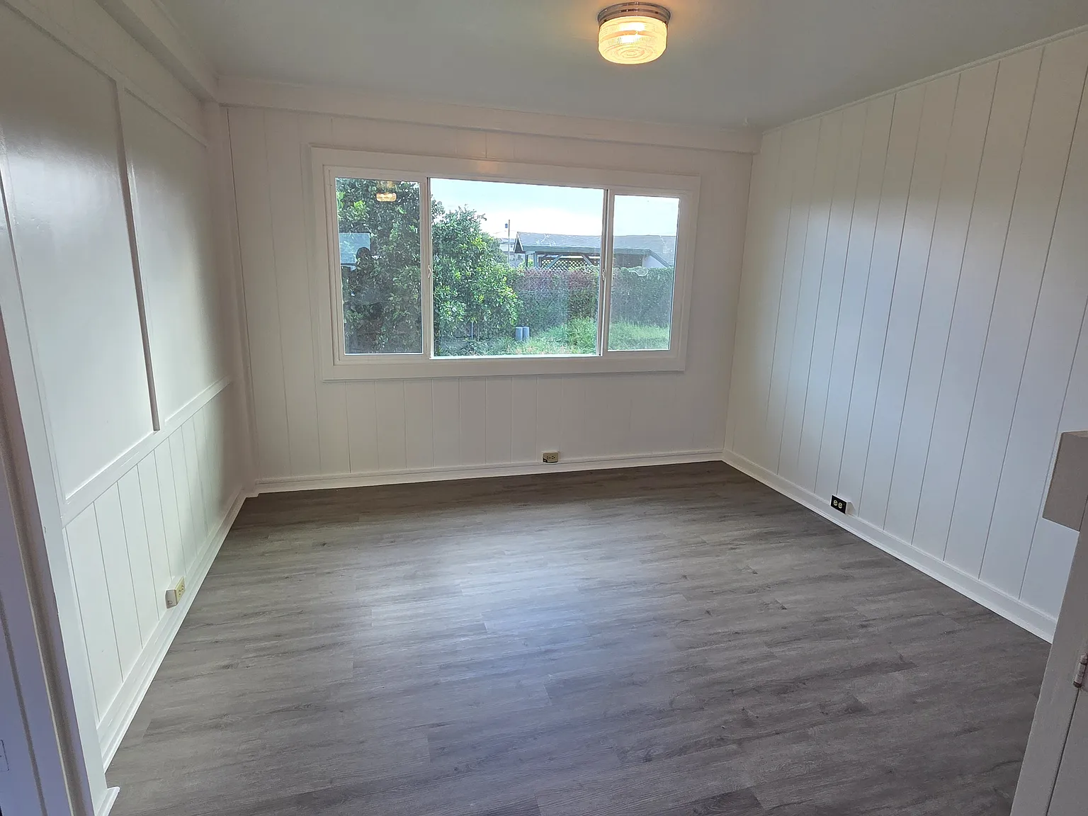 129 Kumano Dr — Photo 3