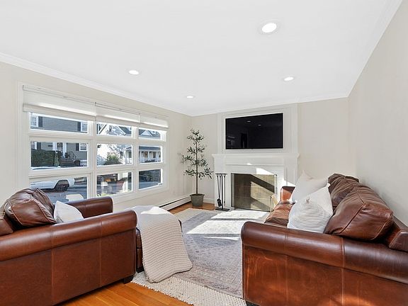 3rd image of 30 Minihans Ln