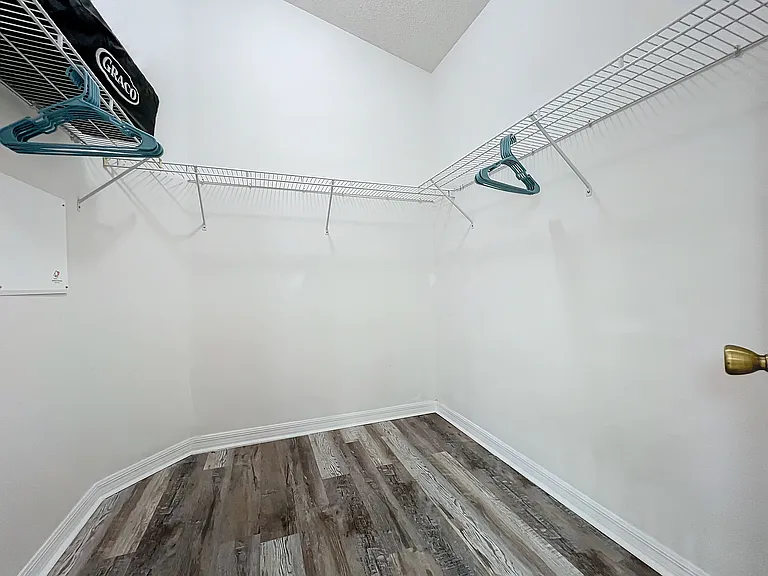 1735 Morning Star Dr — Photo 45