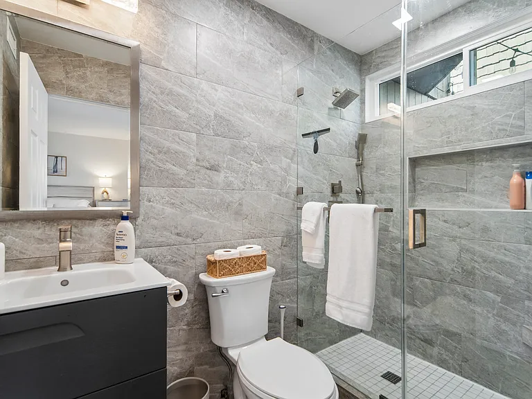 253 Fairview St #253 — Photo 82