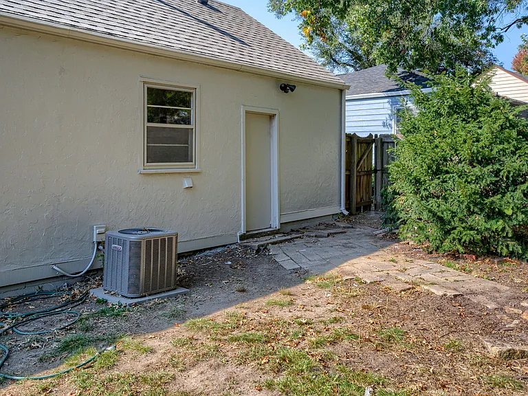 7419 Lamar Ave — Photo 22
