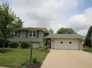 5111 W Timbervue Ct, Peoria, IL