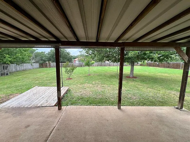 204 Quail Meadow Dr — Photo 23