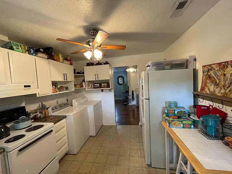 2265 Wolf St — Photo 6