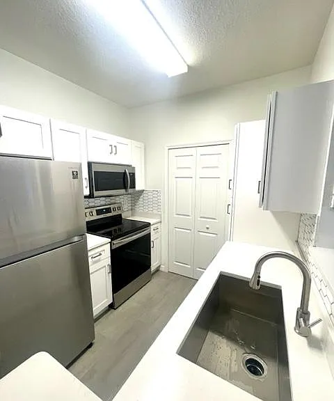 1910 E Palm Ave #8201 — Photo 9