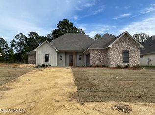 104 Catherine Blvd, Clinton, MS 39056