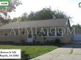4501 Benton St NE, Cedar Rapids, IA 52402
